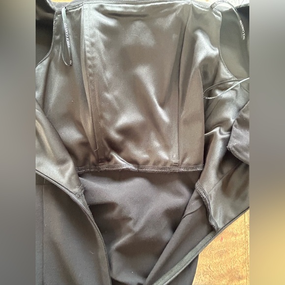 Vince Camuto Black Off Shoulder Foldover Cocktail Dress NWT Size 2 - Picture 7 of 13